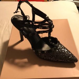 BCBGeneration DarronX Pewter/Black Pumps